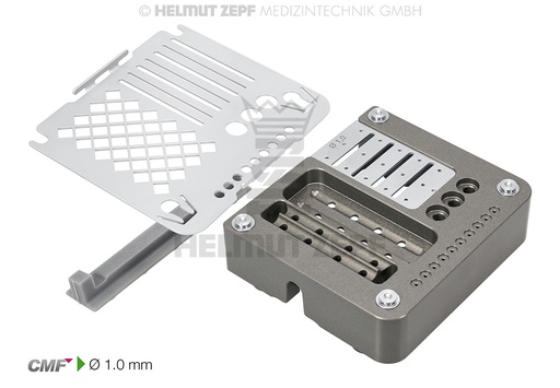 [4750510] BOX COMPACT SET CMF Ø1,0MM VIS ACIER AVEC TOURNEVIS, LAME ET FRAISE, APPLICATEUTR BROCHES ET UN PAQUET DE VIS